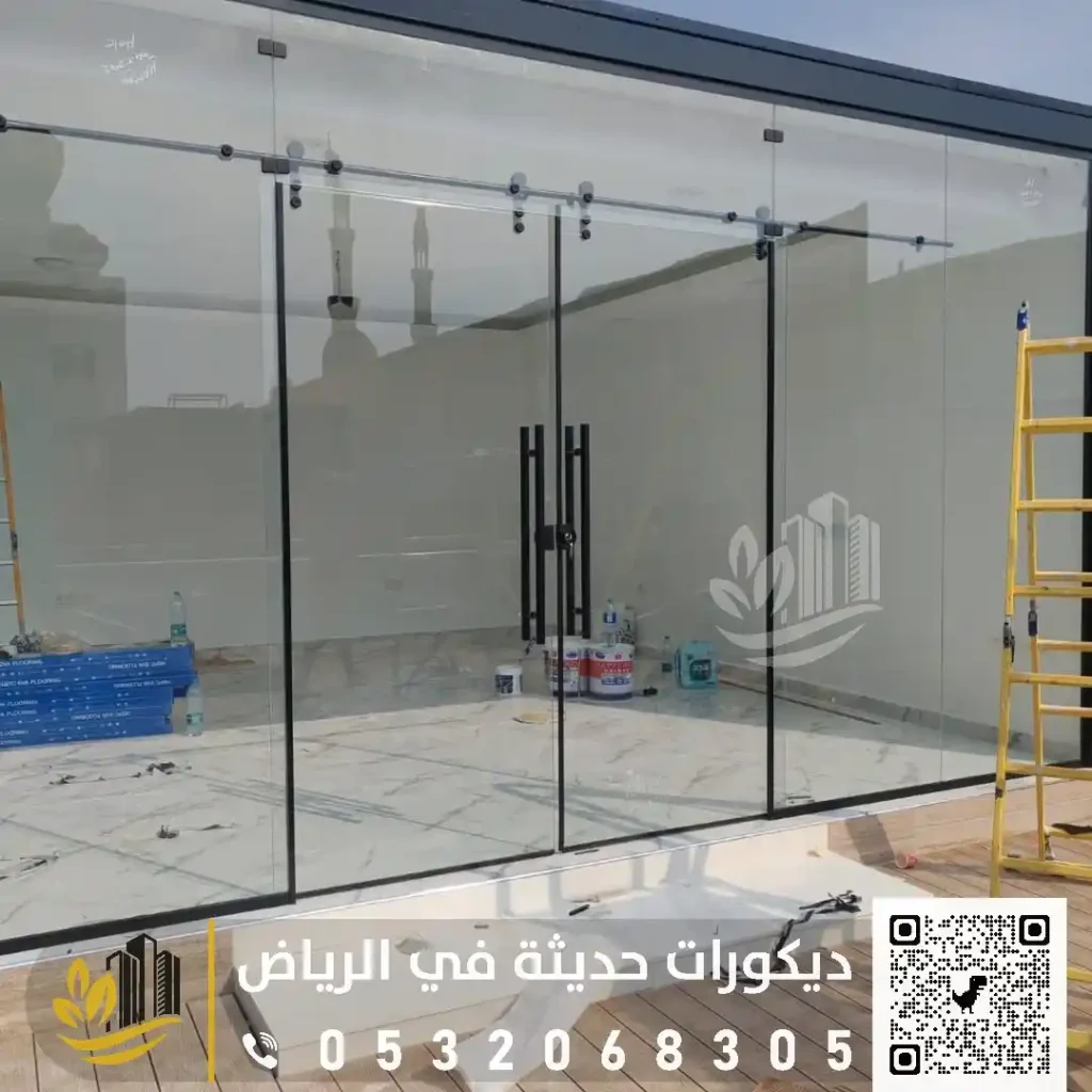 تفصيل باب للغرف الزجاج في جنوب الرياص في حي المروة