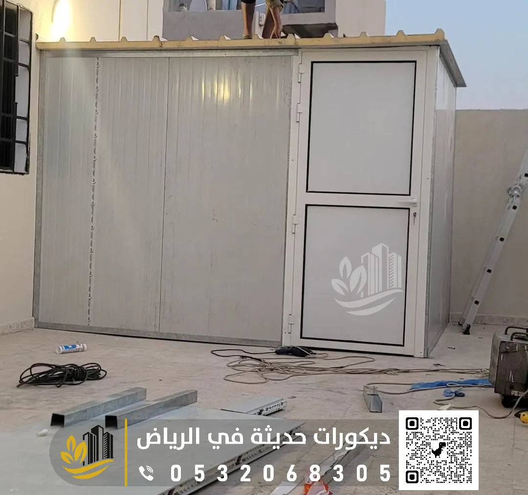 الساندوتش بانل في شرق الرياض