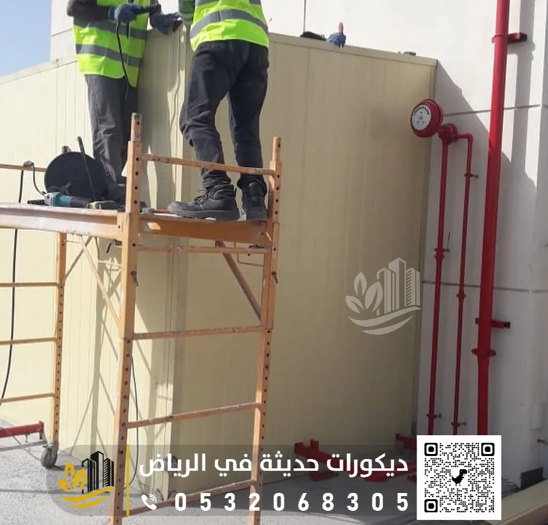 عزل الساندوتش بانل لغرفة بالسطح في الرياض